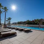 アパート Modern Flat With 2 Bedrooms, Terrace, And Pool In Cala De Mijas