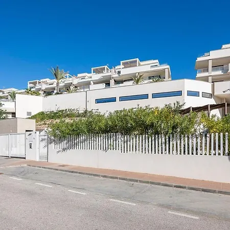 Modern Flat With 2 Bedrooms, Terrace, And Pool In Cala De Mijas Apartment *