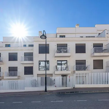 Apartment Modern Flat With 2 Bedrooms, Terrace, And Pool In Cala De Mijas *