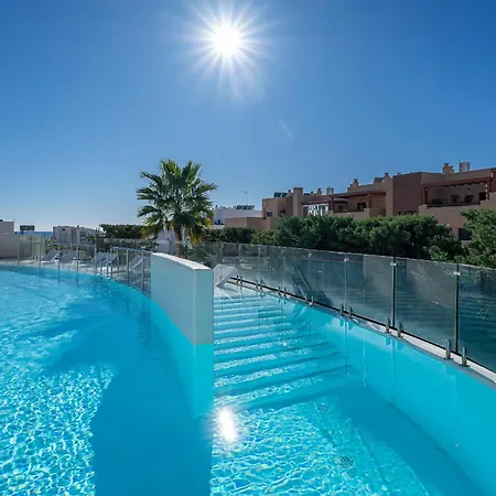 Modern Flat With 2 Bedrooms, Terrace, And Pool In Cala De Mijas * La Cala De Mijas