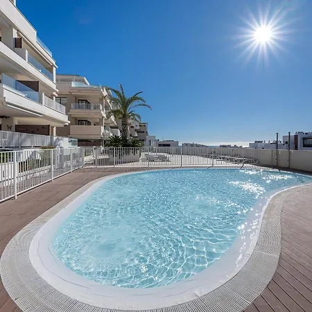 Modern Flat With 2 Bedrooms, Terrace, And Pool In Cala De Mijas Apartment
